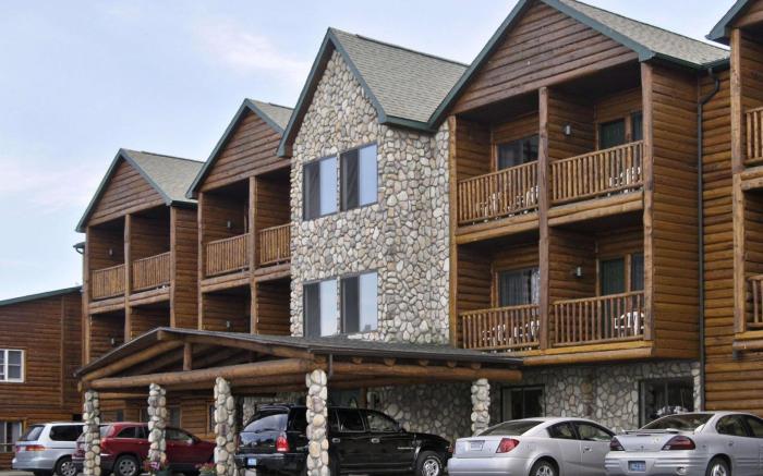 Super 8 By Wyndham Bridgeview Of Mackinaw City