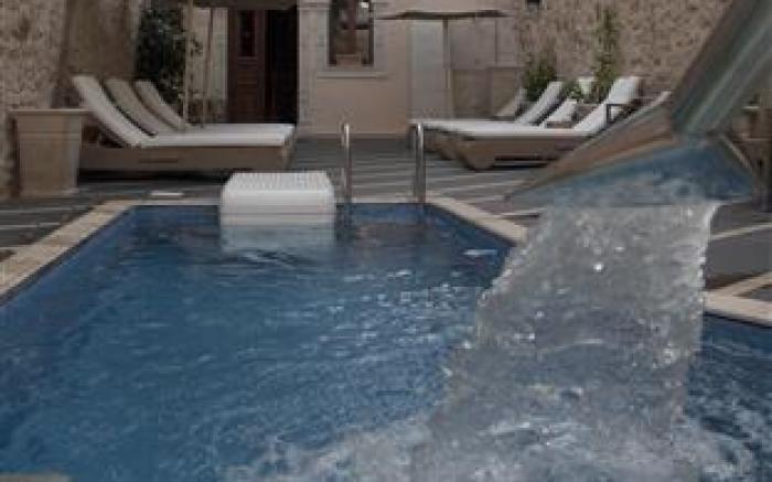 Antica Dimora Suites Hotel