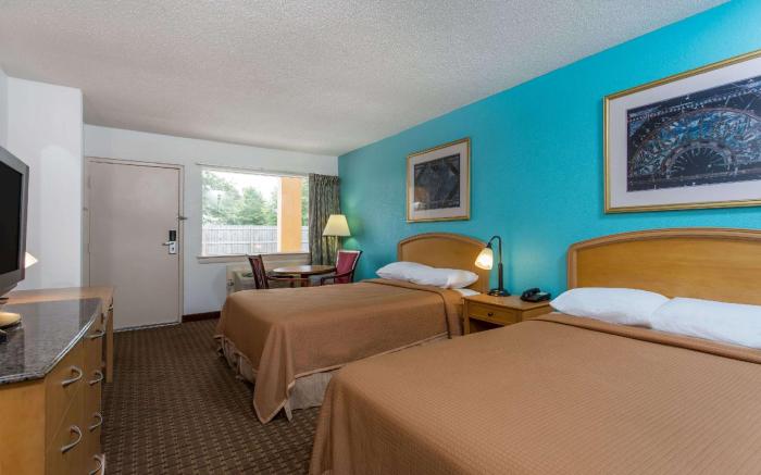 Howard Johnson by Wyndham Virginia Beach