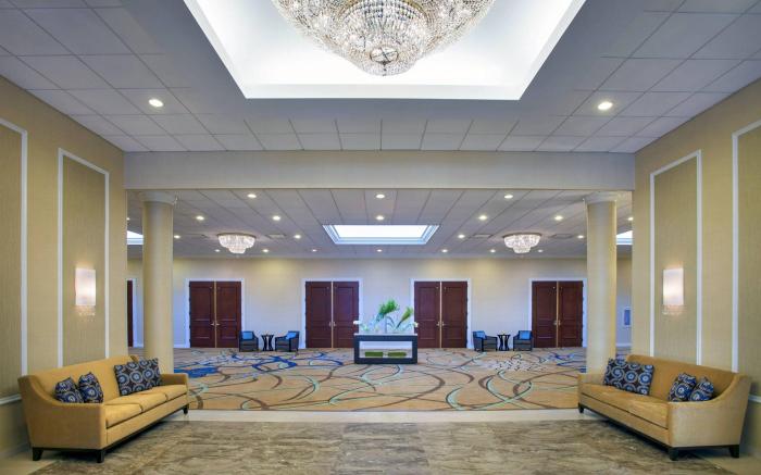 Teaneck Marriott at Glenpointe
