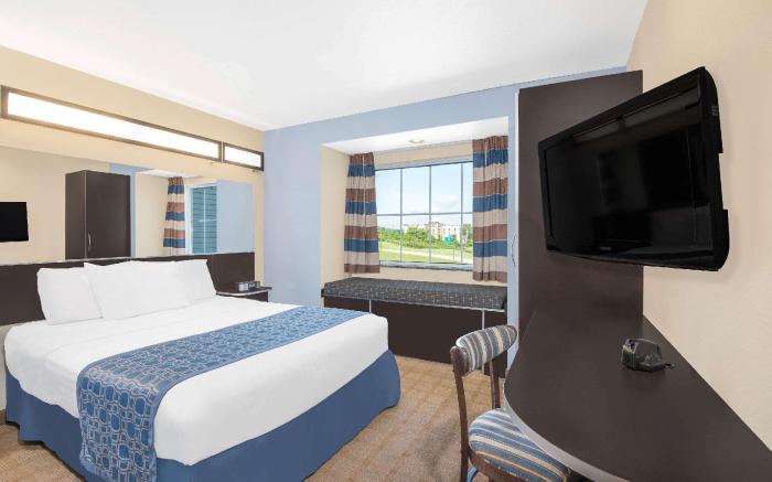 Microtel Inn & Suites by Wyndham Waynesburg