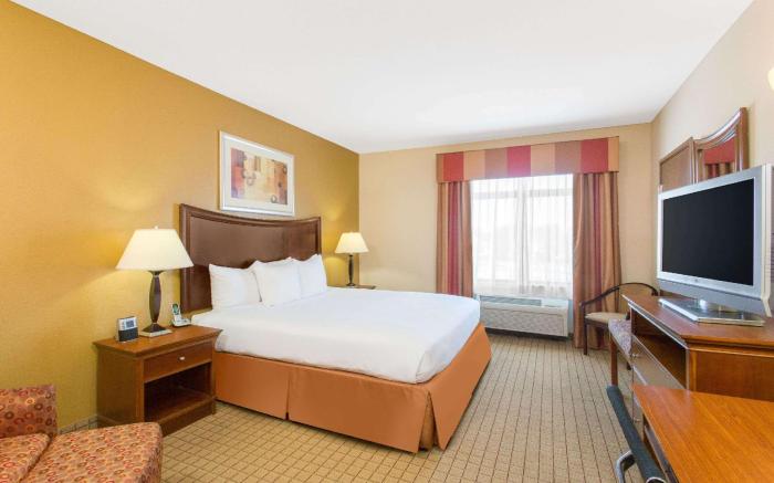 Wingate by Wyndham Savannah/Pooler