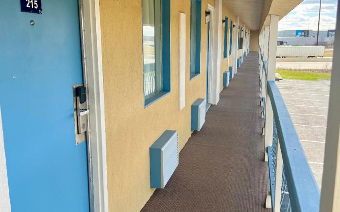 Days Inn by Wyndham Fort Wayne