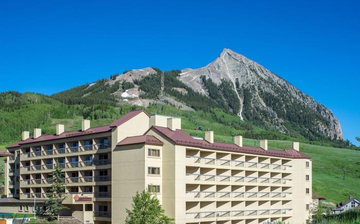 Elevation Hotel and Spa Crested Butte