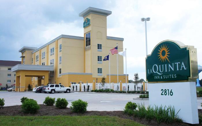 La Quinta Inn & Suites by Wyndham Gonzales LA