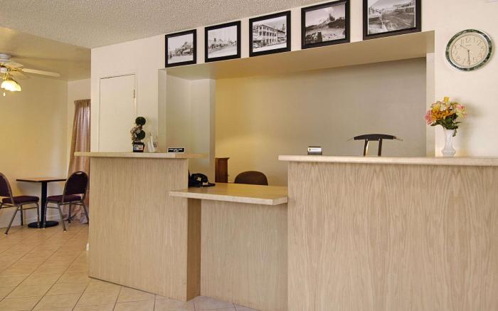 Super 8 By Wyndham Red Bluff