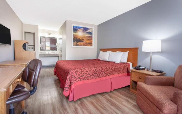 Days Inn by Wyndham Clinton / Laurens I-26