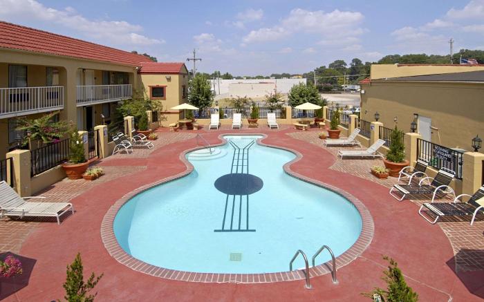 Days Inn by Wyndham Memphis at Graceland