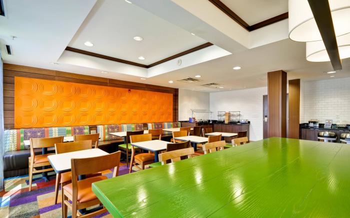Fairfield Inn & Suites Dallas Medical/Market Center