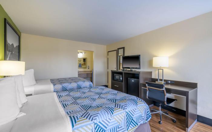 Motel6 Forsyth, GA – Tift College