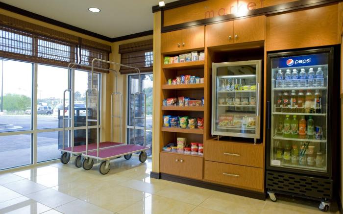 Fairfield Inn & Suites Commerce