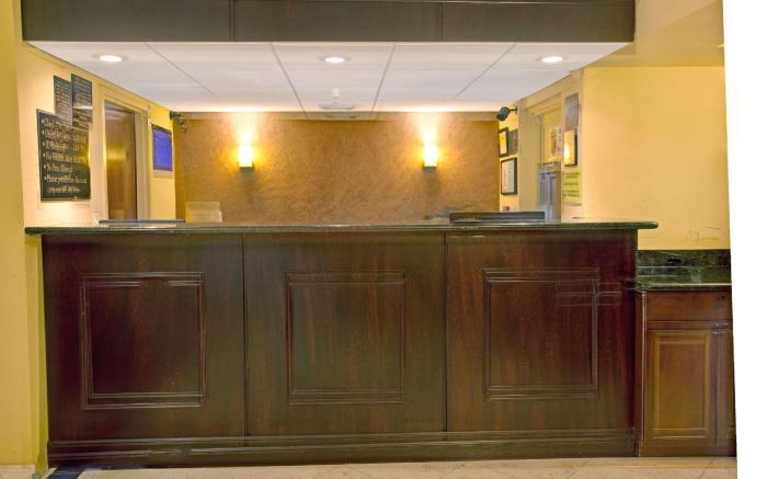 Super 8 by Wyndham Dania/Fort Lauderdale Airport