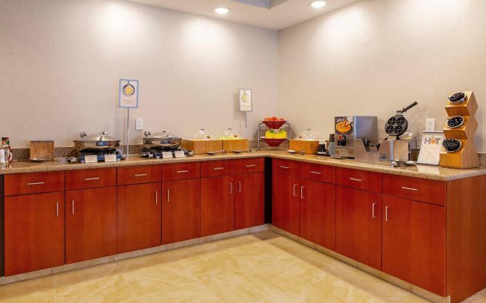 Fairfield by Marriott Inn & Suites Minneapolis Eden Prairie