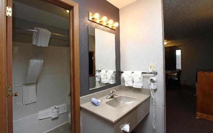 New Victorian Inn & Suites-Norfolk