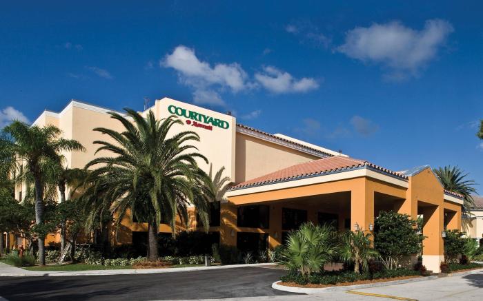 Courtyard Boynton Beach