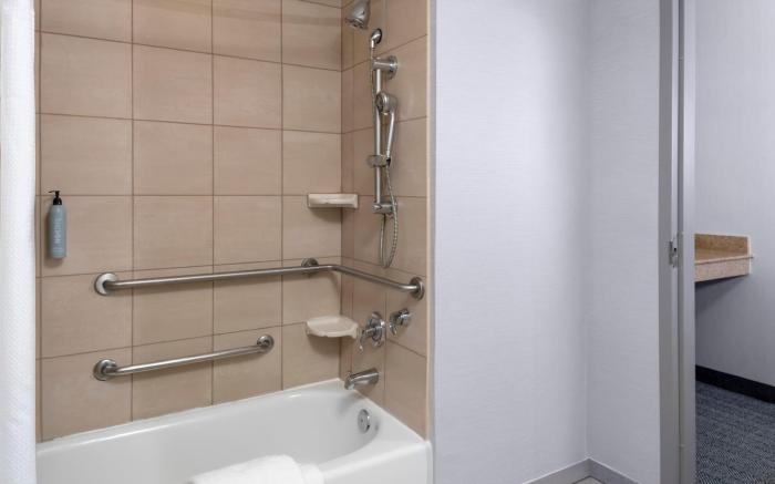 Courtyard by Marriott Pittsburgh Greensburg