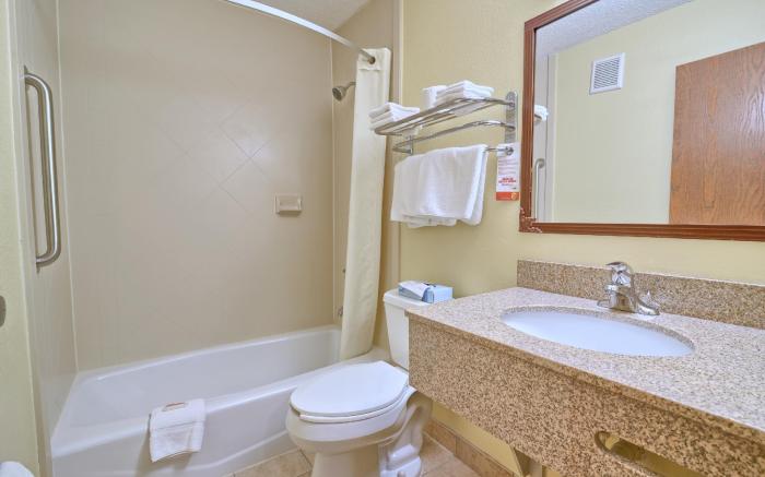 Super 8 by Wyndham Latham/Albany Airport