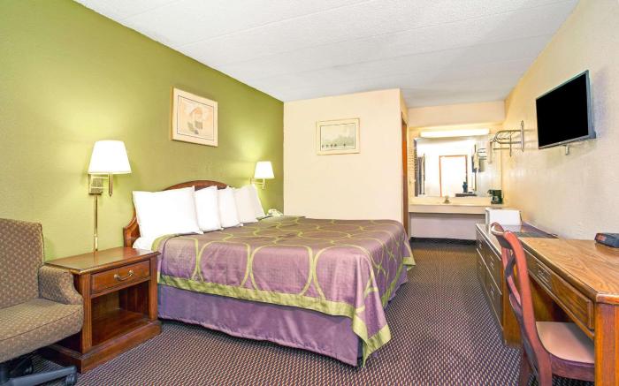Super 8 By Wyndham Fort Mitchell Cincinnati Area