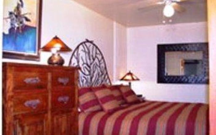 Casas de Suenos Old Town Historic Inn