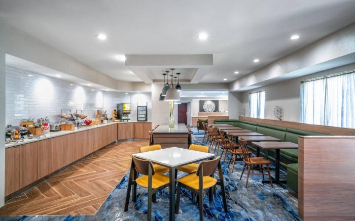 Fairfield Inn & Suites Memphis I-240 & Perkins