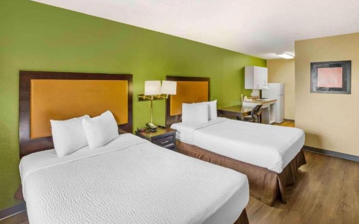 Studio 6 Suites Sacramento Northgate  CA