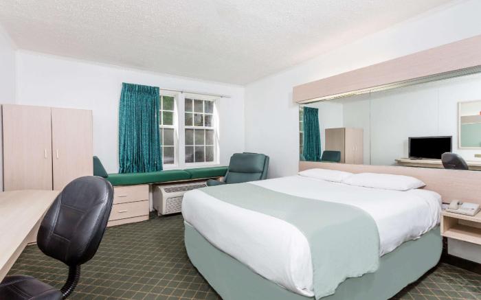 Microtel Inn & Suites by Wyndham Athens