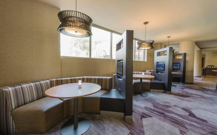 Courtyard Nashua