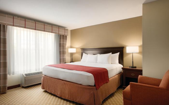 Country Inn & Suites by Radisson, Des Moines West, IA