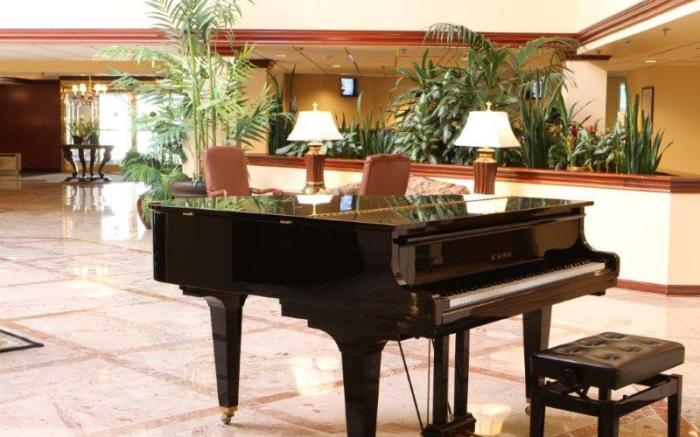 Westford Regency Inn & Conference Center