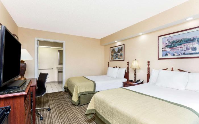 Baymont by Wyndham Easley/Greenville