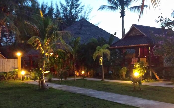 Lanta Pearl Beach Resort