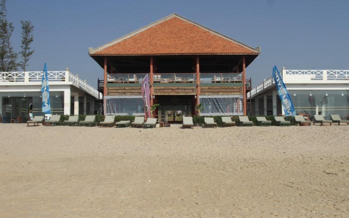 Full Moon Village Resort