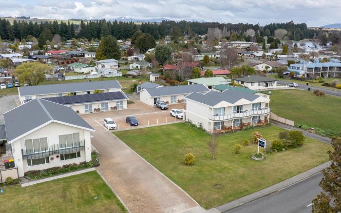 Parklands Motel & Apartments Te Anau