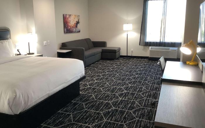 La Quinta Inn & Suites by Wyndham Corpus Christi Southeast