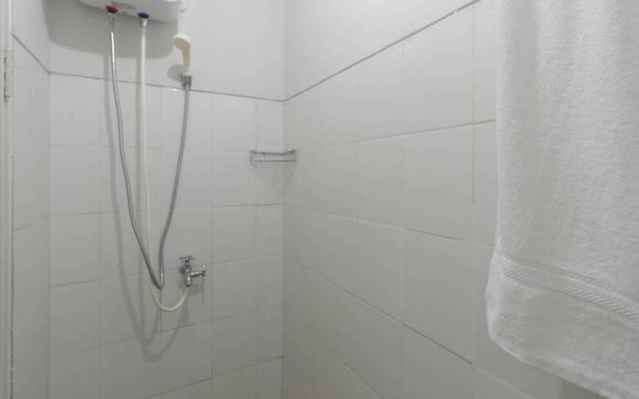 RedDoorz Apartment @ Dramaga Tower