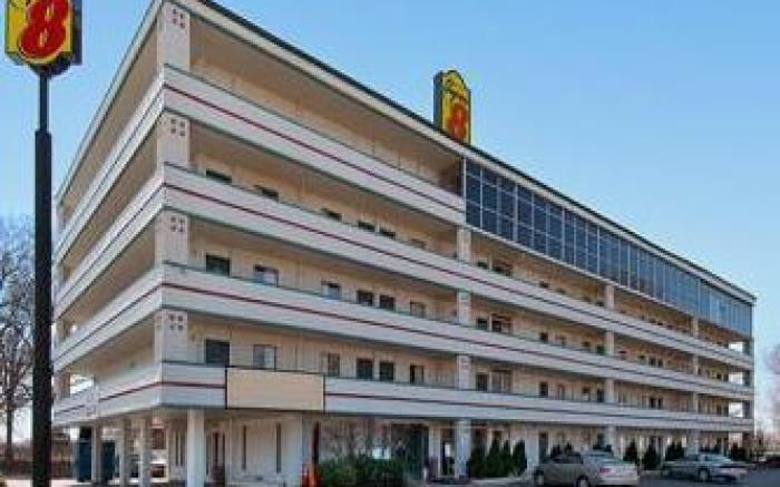 Downtown Inn & Studio Suites