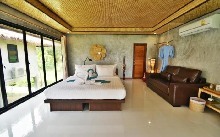 Long Beach Chalet
