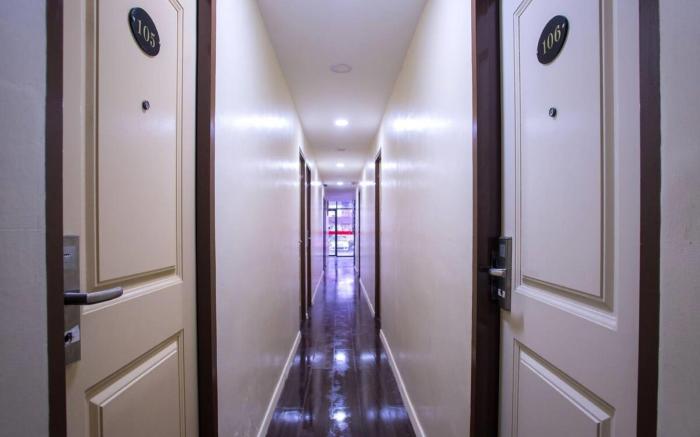 OYO 90281 Hotel Taj (Seksyen 13)