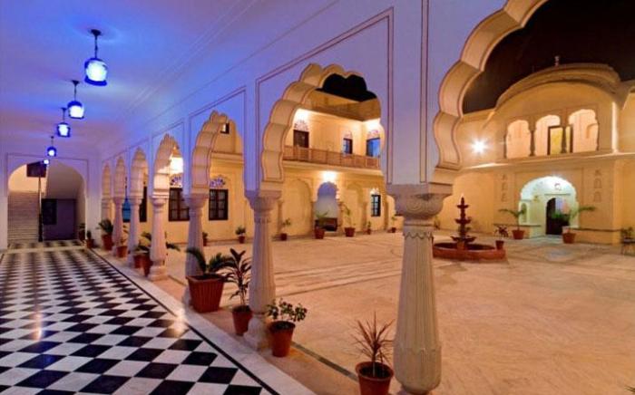 Dhulagarh Heritage Palace Hotel near Jaipur