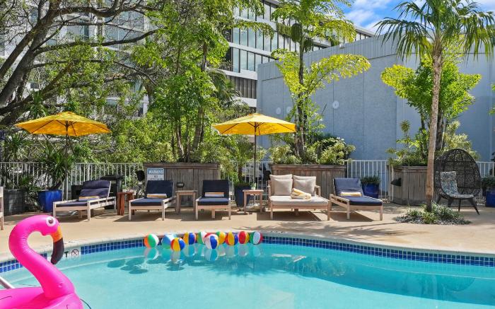 Tradewinds Apartment and Hotel