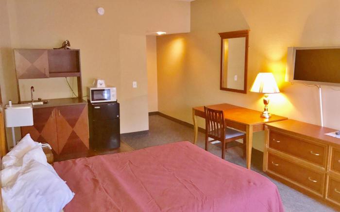 Americas Best Value Inn Livonia Detroit