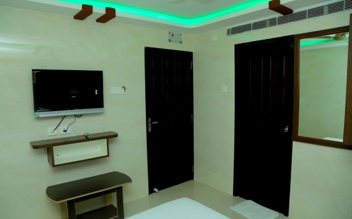 Sri Maharaja Residency