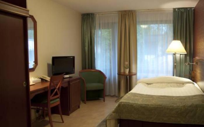 Hotel Fjalar