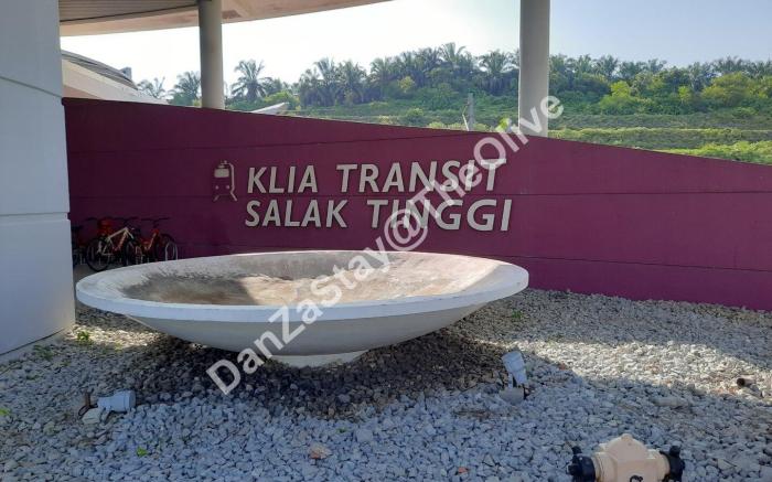 DanZaStay@TheOlive - nearby KLIA