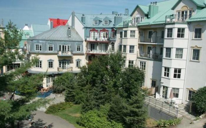 Place Saint Bernard Mont Tremblant