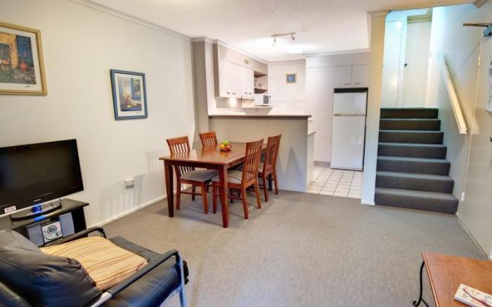 Spring Hill Gardens Apartments