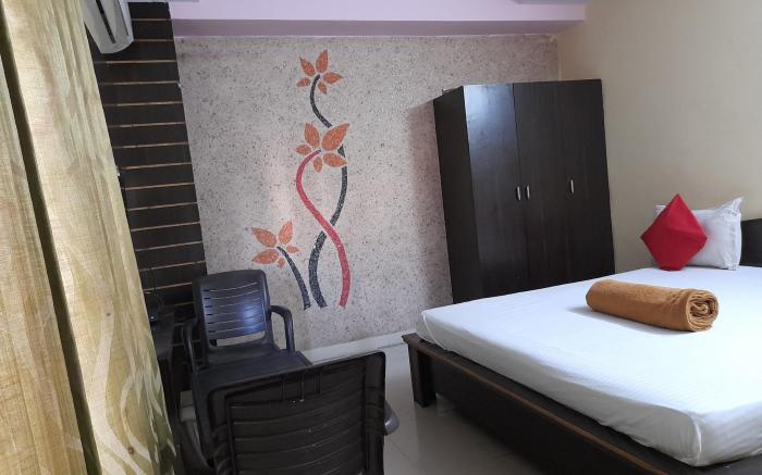 Maruthi Residency Inn