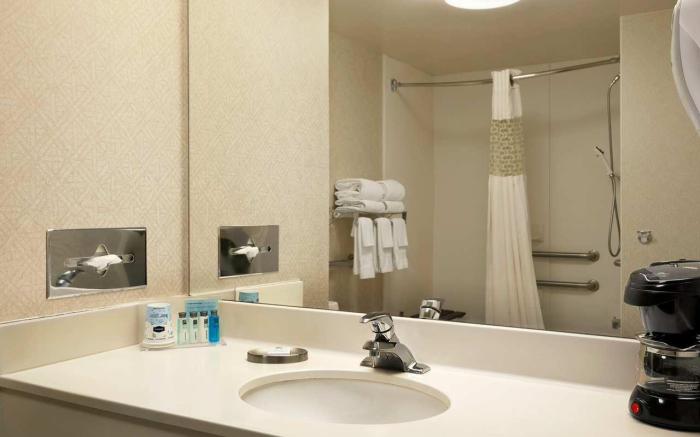 Hampton Inn Bedford
