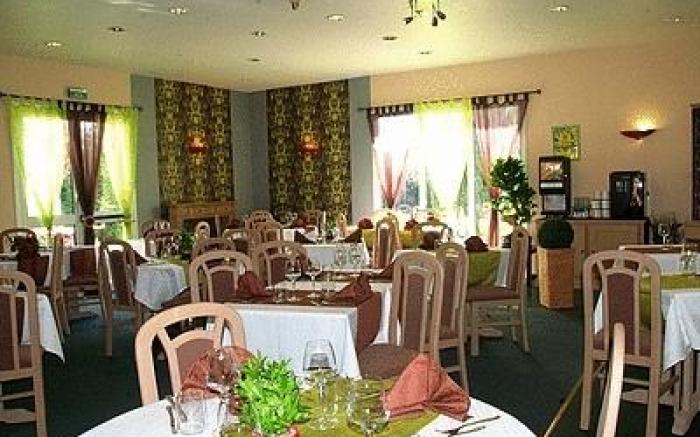 Logis Hotel des Portes de Meuse