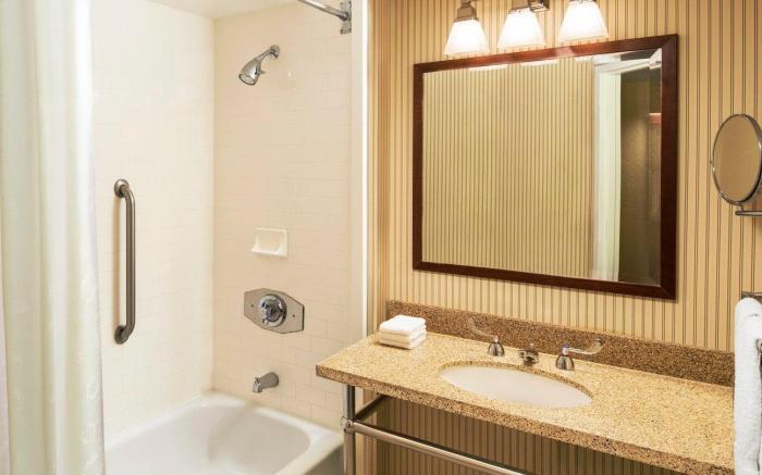 Delta Hotels by Marriott Midwest City at the Reed Conference Center